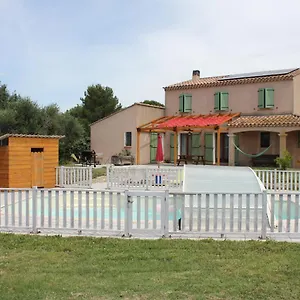 Bed & Breakfast Mas Dou L'estele D'hotes, Arles