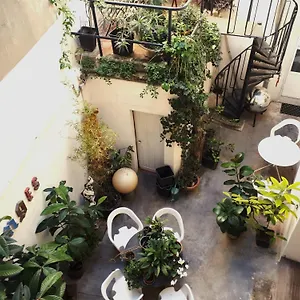 Bed & Breakfast O Anges, Arles