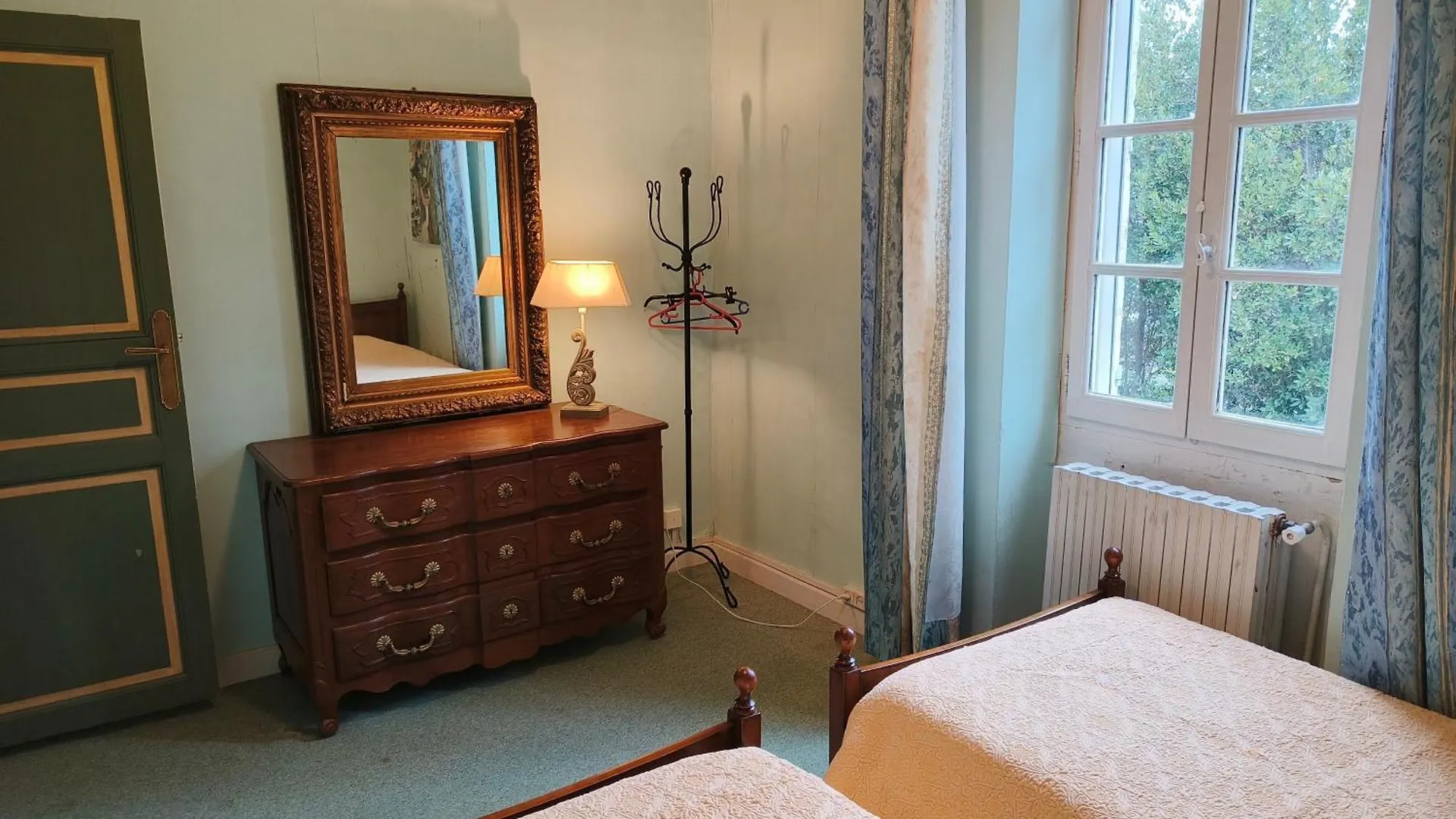 La Folie Mas Provencal Climatise Avec Piscine Bed & Breakfast Arles 0*,