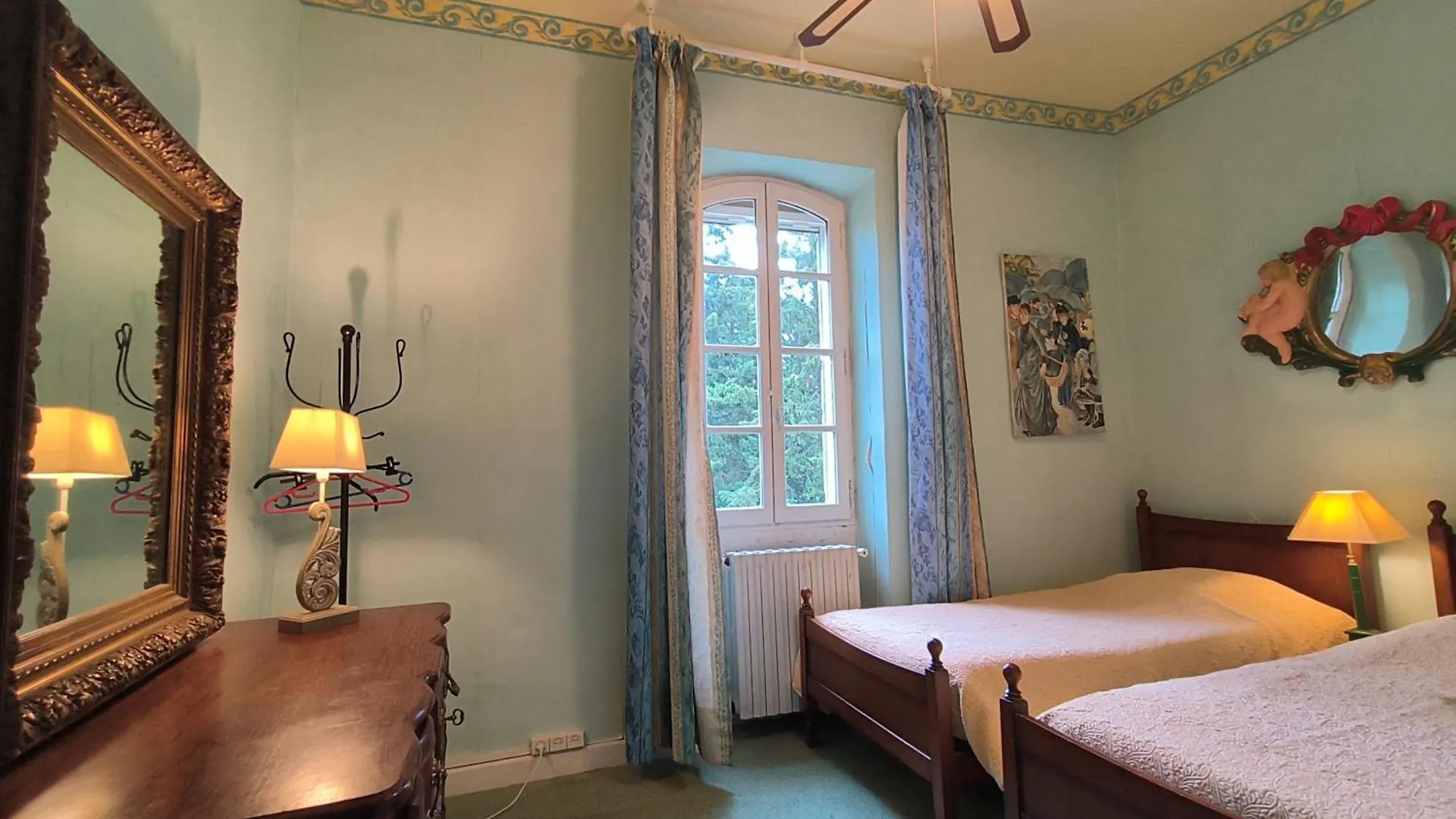 La Folie Mas Provencal Climatise Avec Piscine Bed & Breakfast Arles France