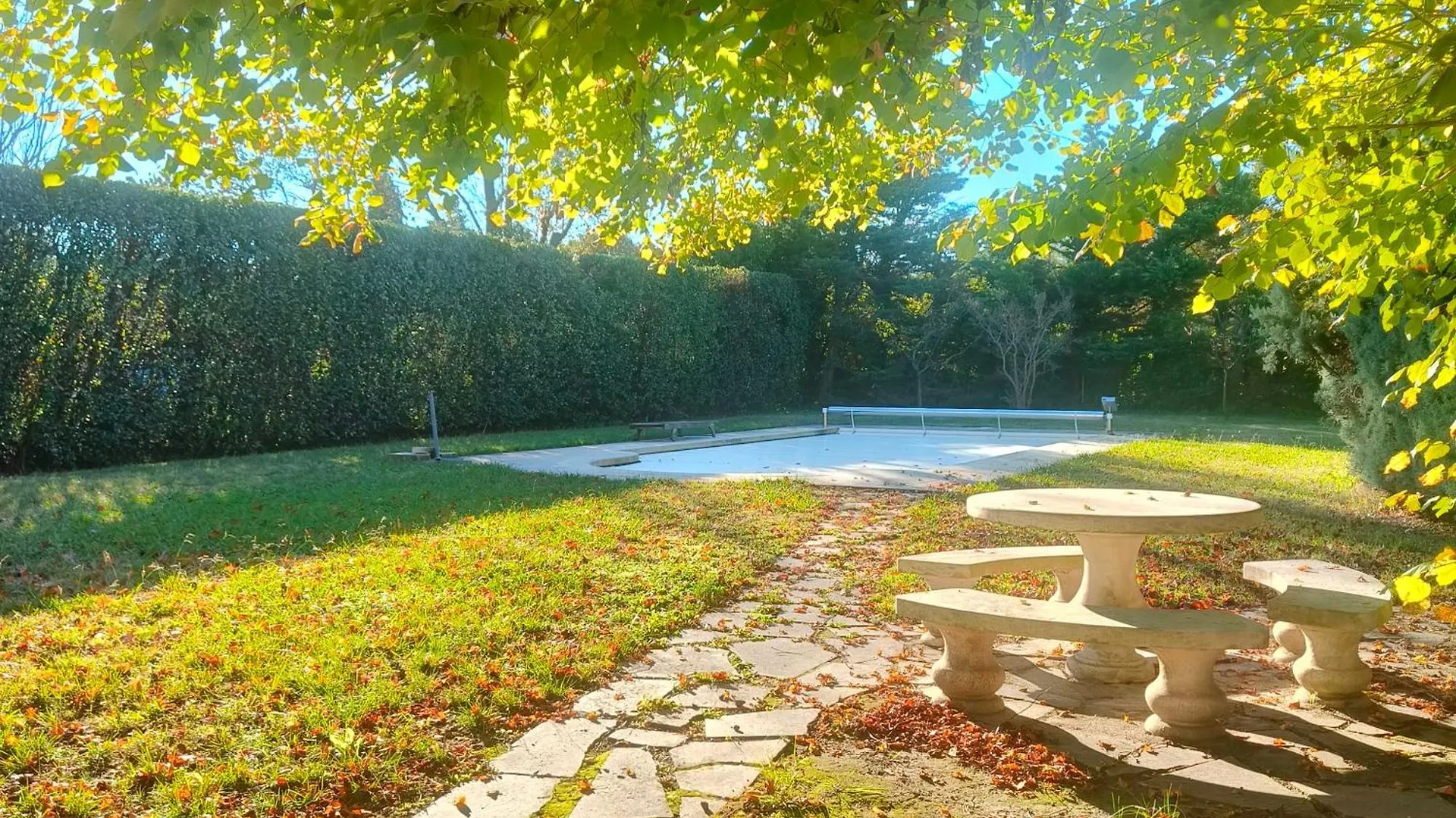 La Folie Mas Provencal Climatise Avec Piscine Bed & Breakfast Arles